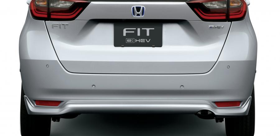 Детали экстерьера Honda Fit e:HEV by Modulo 2020 года  (JP) (фото 4 из 12)